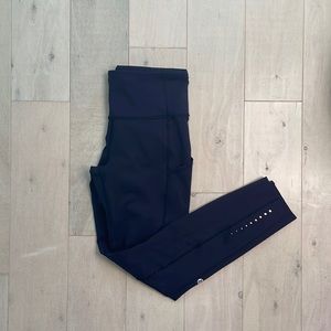 Swift Speed High-Rise Tight NAVY